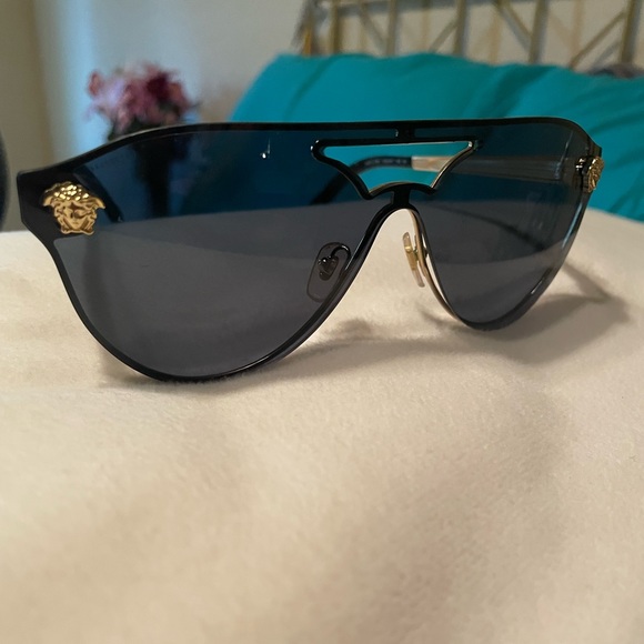 VERSACE sunglasses - Picture 11 of 11